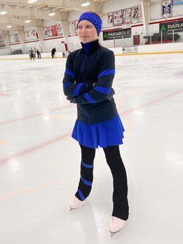Nika Black Royal Blue 104 cm