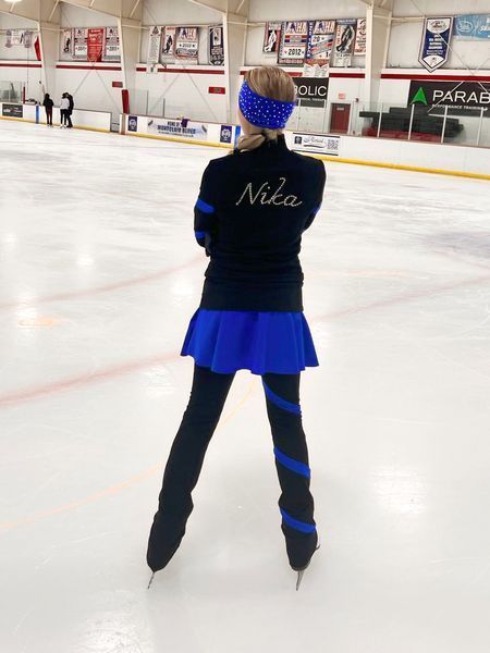 Nika Black Royal Blue 104 cm