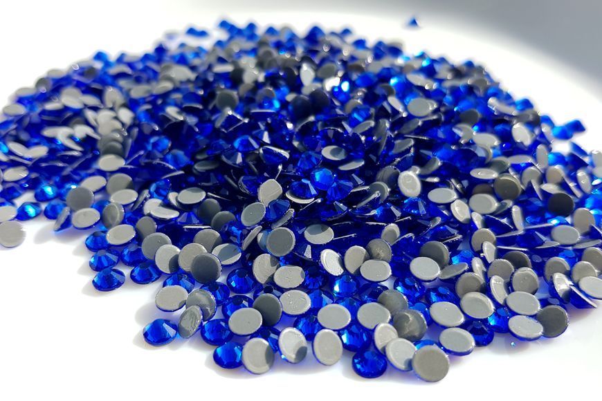 2058 Sapphire (206) SS20 HF, 144 pcs 2058 Sapphire (206) HF фото